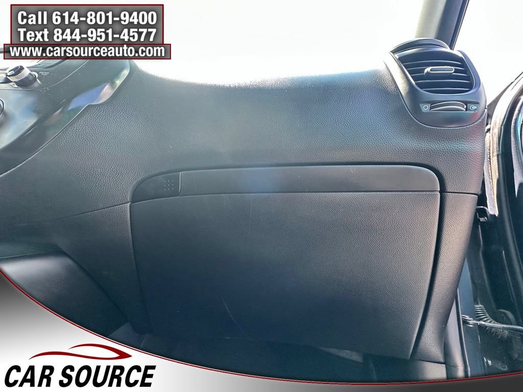 Used 2016 Kia Soul + FWD image 23