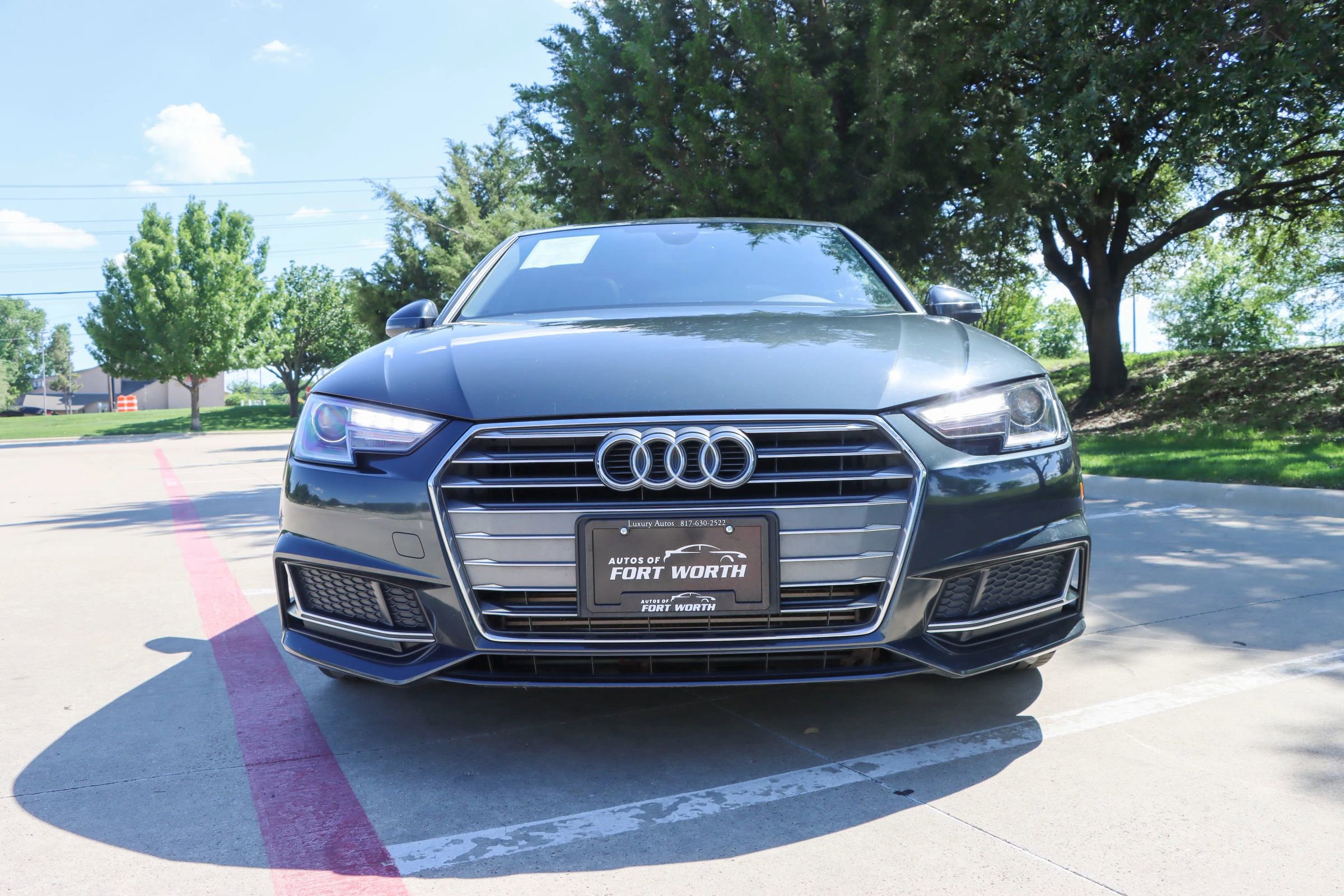 Used 2019 Audi A4 2.0T Premium w/ Convenience Package FWD image 2