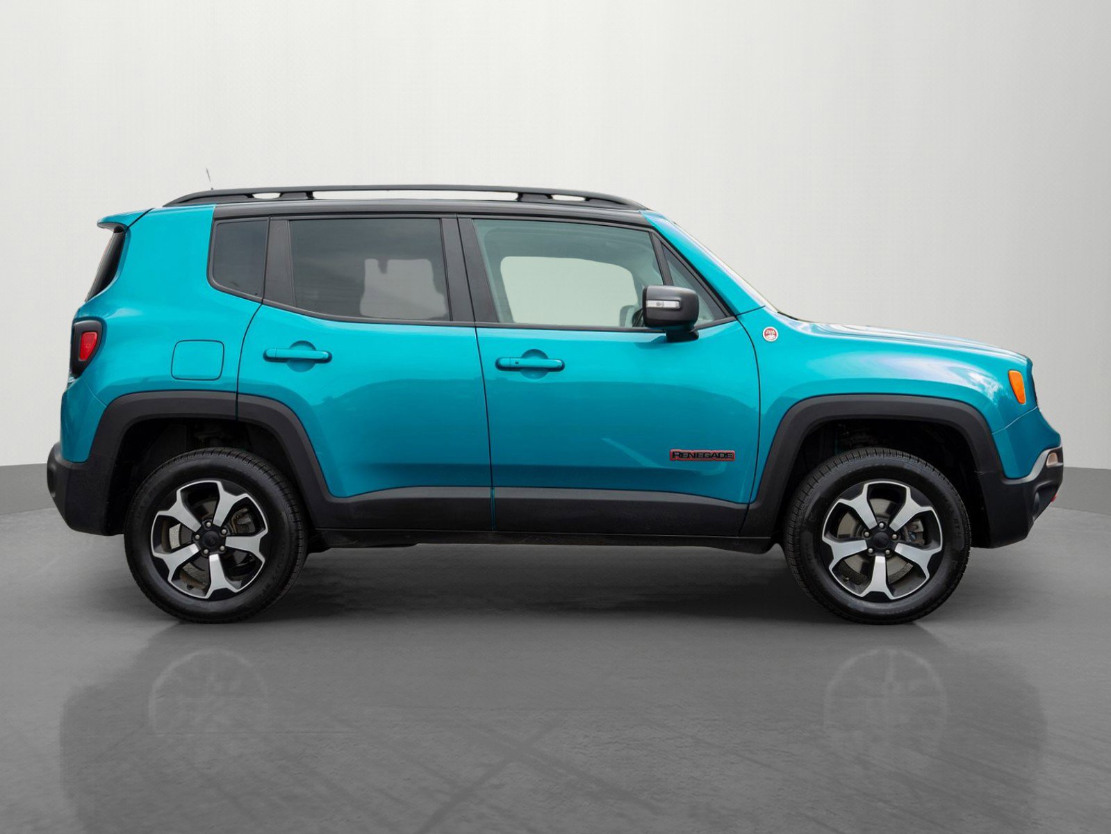 Used 2021 Jeep Renegade Trailhawk w/ Trailer Tow Group image 8