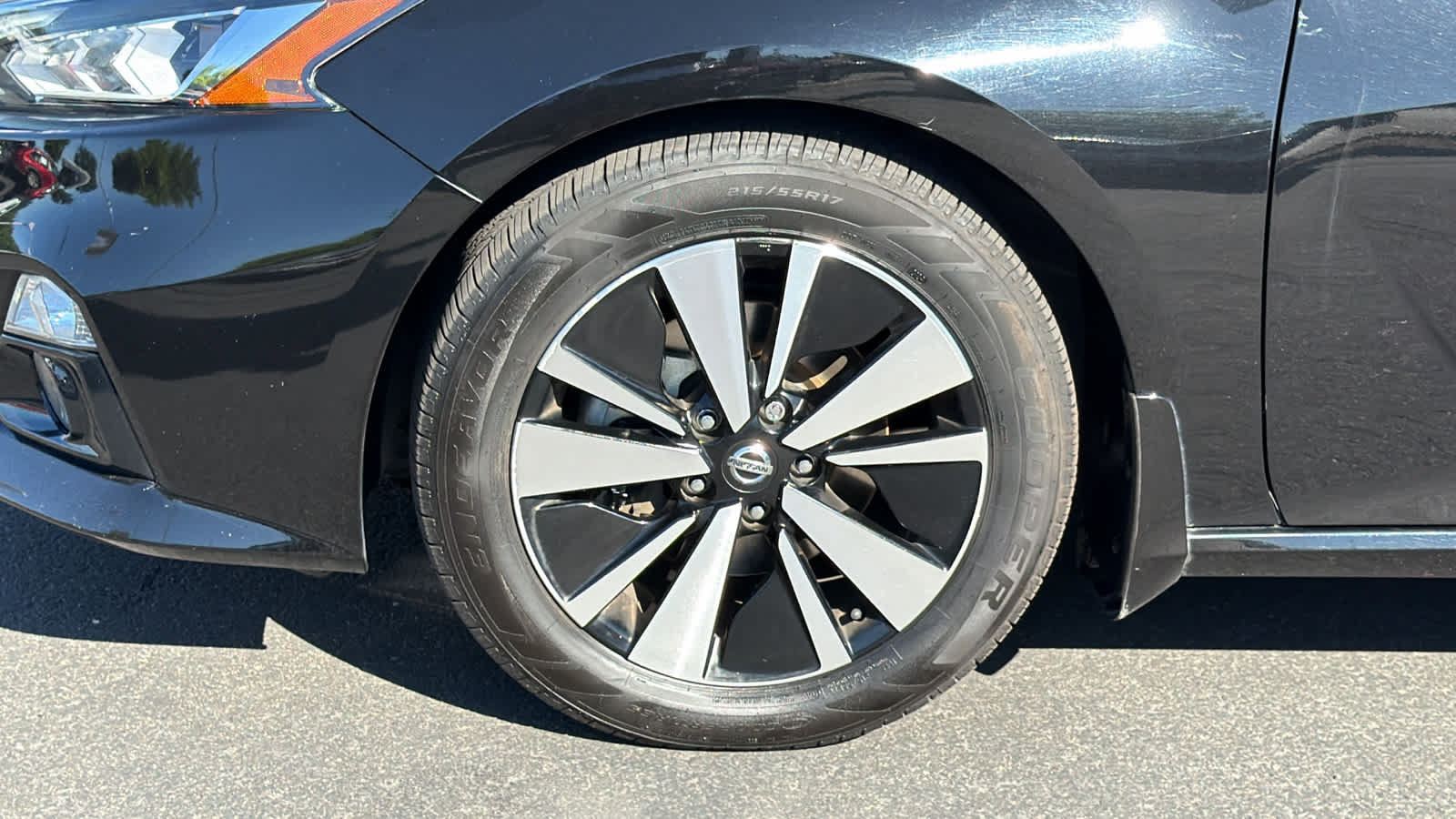 Used 2019 Nissan Altima 2.5 SL FWD image 9