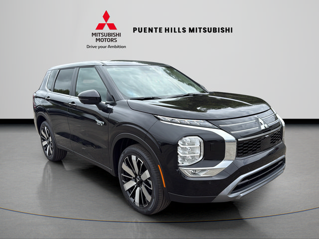 New 2026 Mitsubishi Outlander SE AWD/4WD image 3