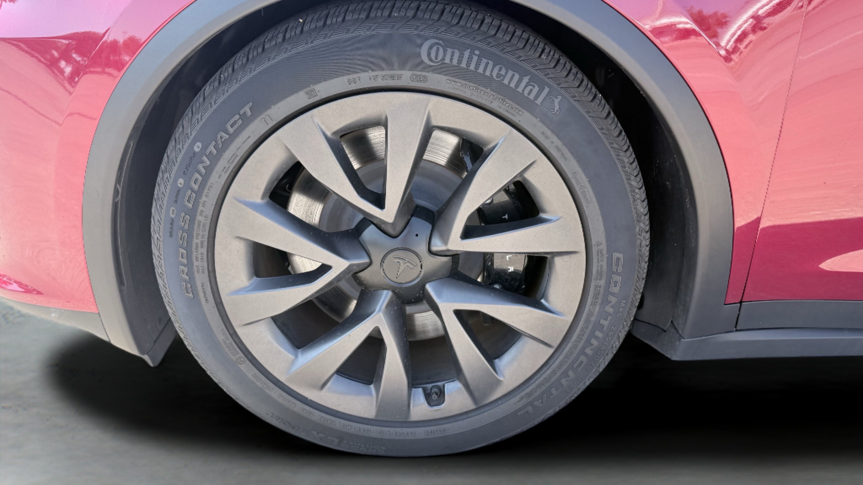 Used 2024 Tesla Model X AWD/4WD image 17
