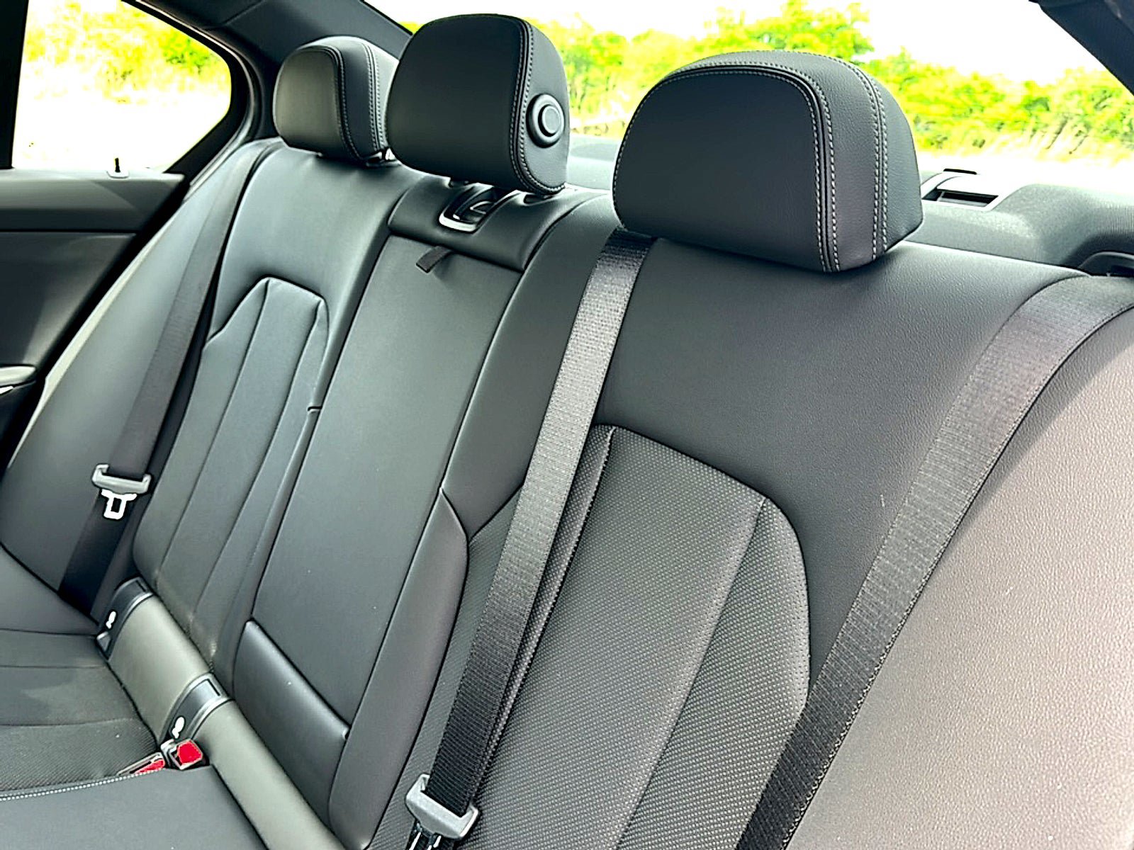 New 2026 BMW 330i Sedan w/ Premium Package RWD image 17