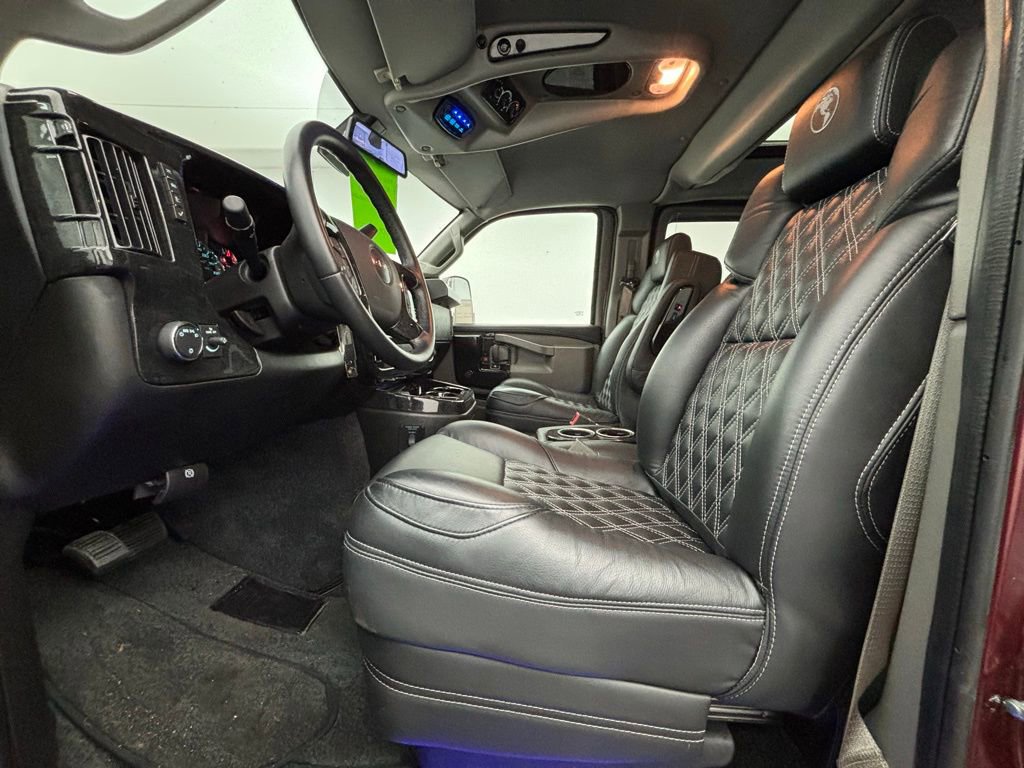 New 2025 GMC Savana 2500 w/ Driver Convenience Package image 21