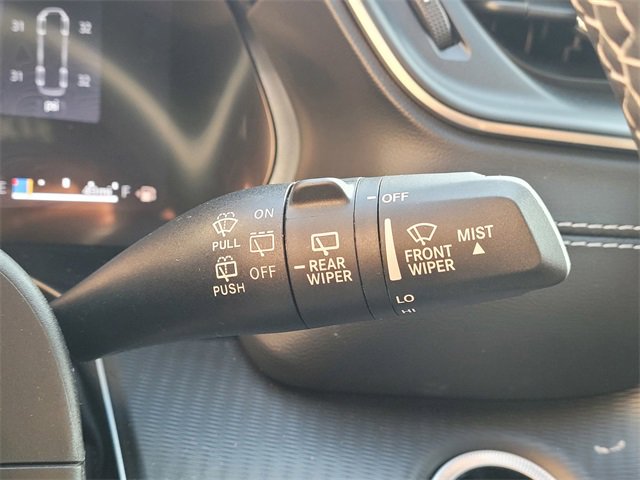 Used 2025 Jeep Grand Cherokee Altitude image 18