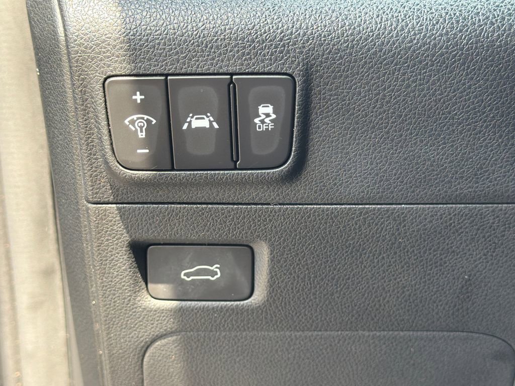 Used 2024 Kia K5 GT-Line FWD image 33