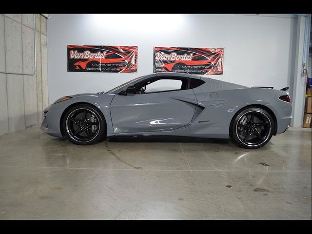Used 2025 Chevrolet Corvette E-Ray w/ ZER Performance Package AWD/4WD image 25