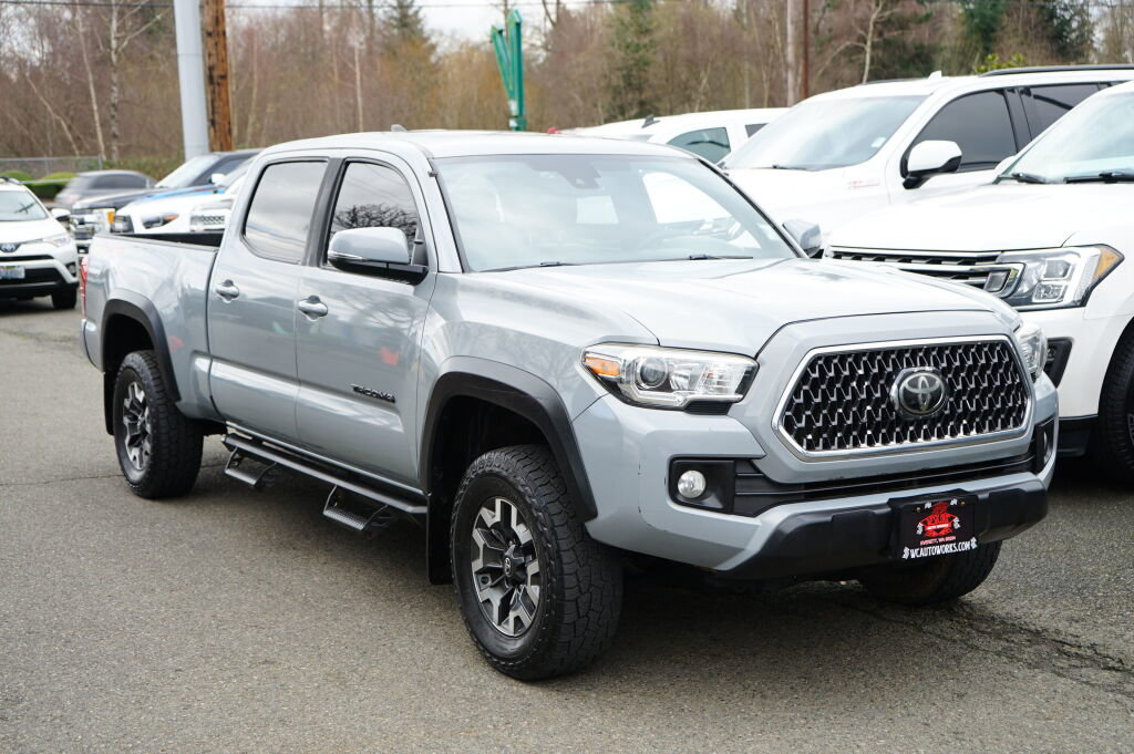 Used 2019 Toyota Tacoma TRD Off-Road w/ TRD Premium Off Road Package image 7