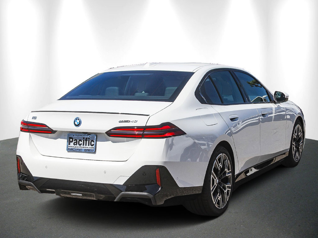 New 2027 BMW i5 eDrive40 w/ M Sport Package RWD image 6