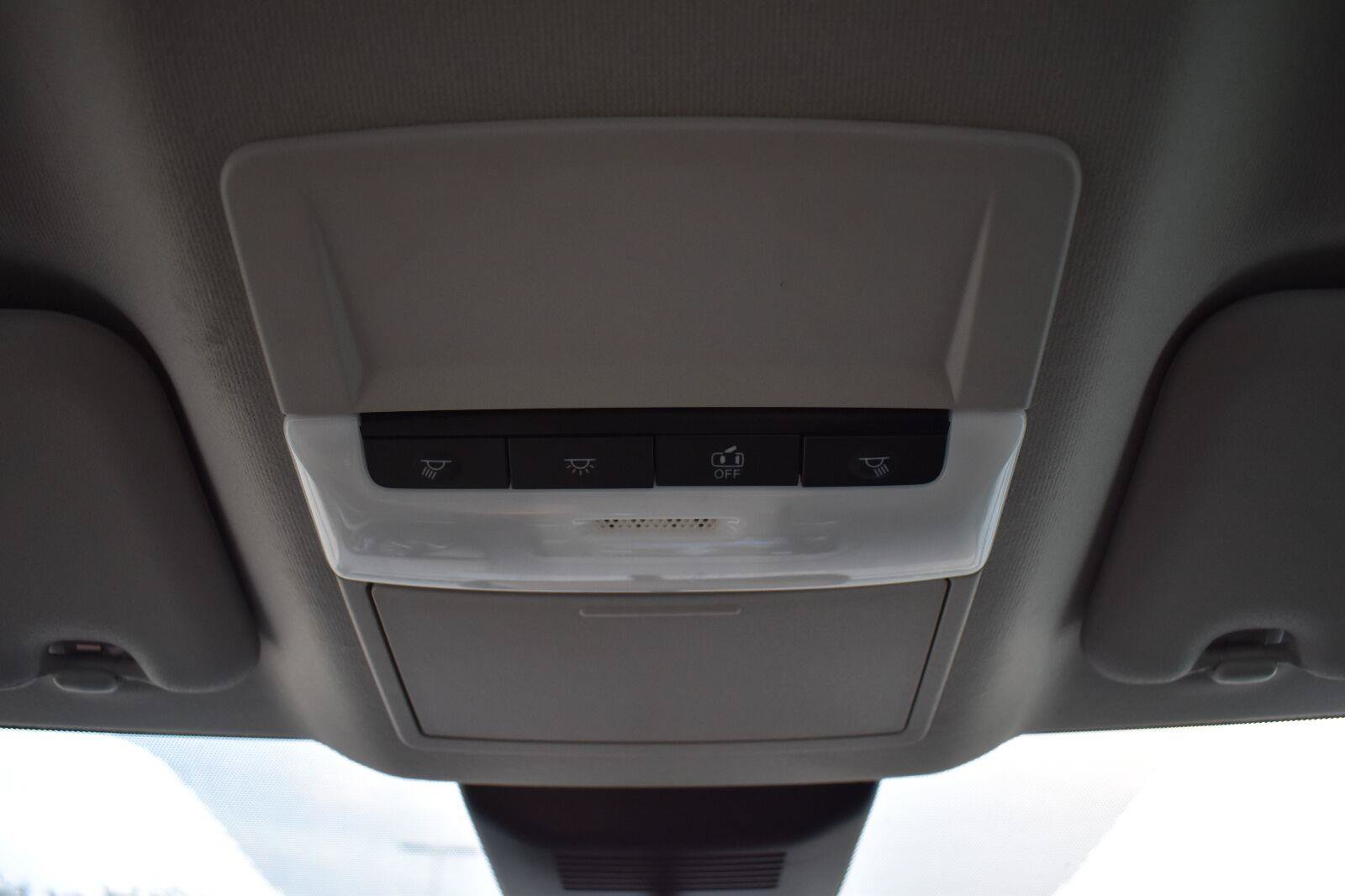 Used 2025 Nissan Sentra S FWD image 36