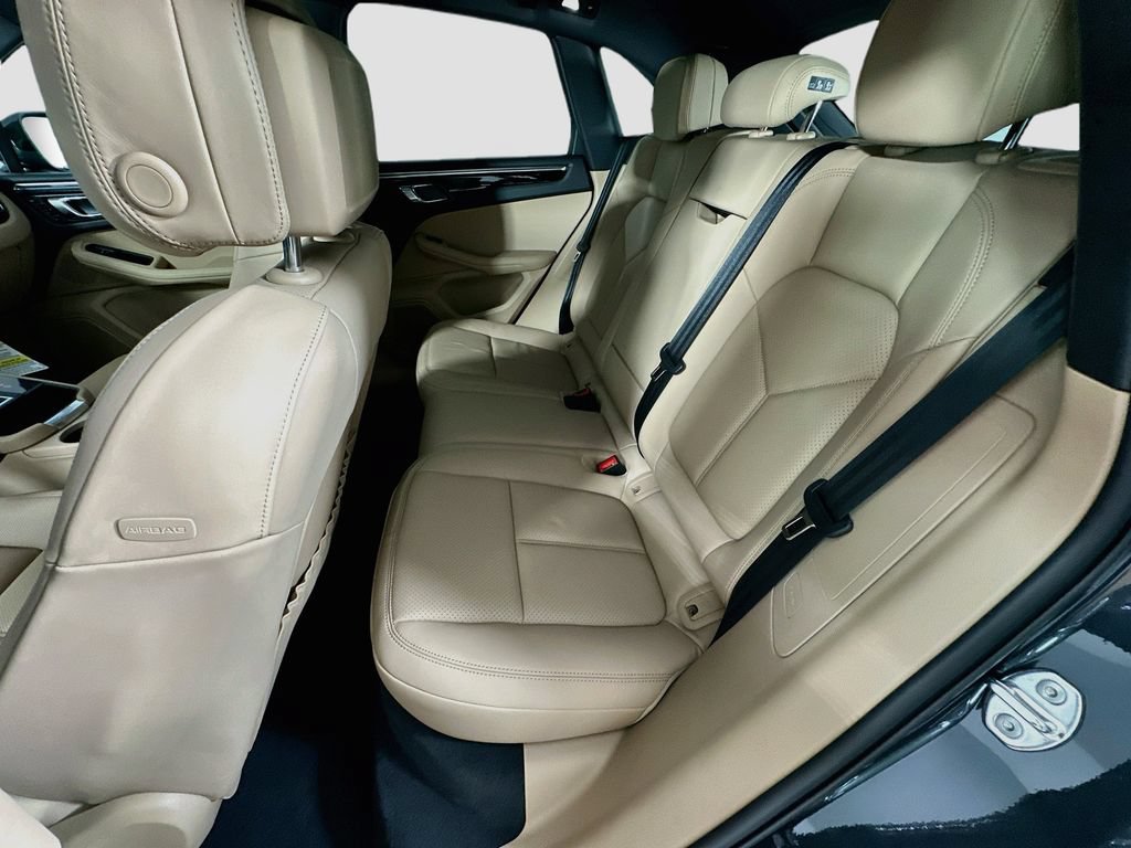New 2026 Porsche Macan AWD/4WD image 24