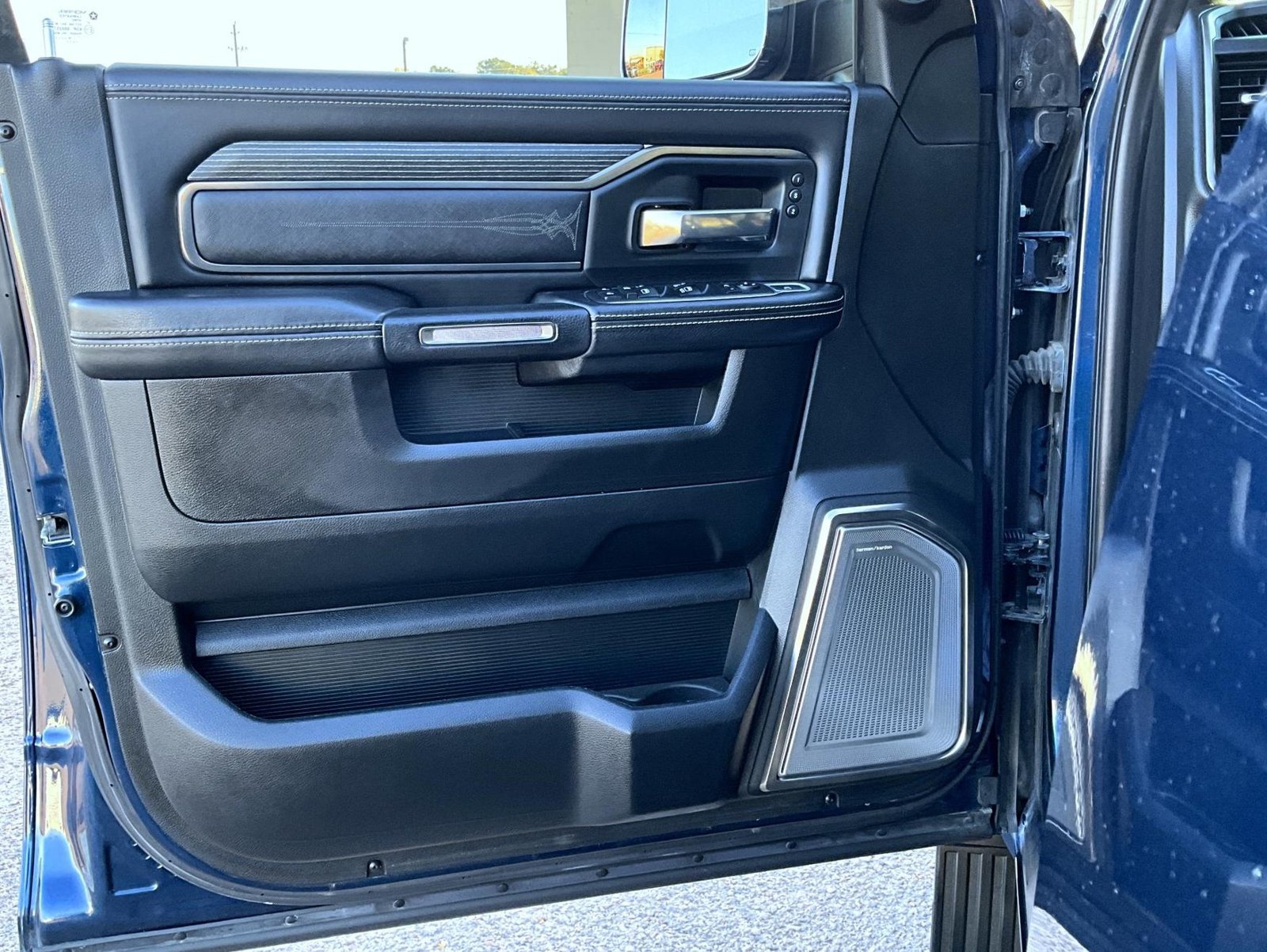 Certified 2019 RAM 3500 Limited AWD/4WD image 10