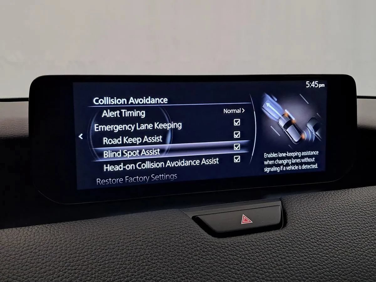 Used 2024 MAZDA CX-90 Plug-In Hybrid w/ Premium Pkg AWD/4WD image 38