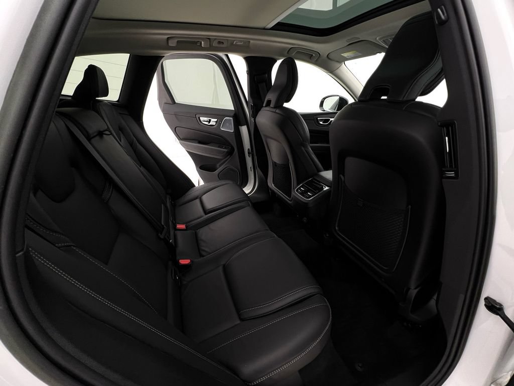 Used 2023 Volvo XC60 B6 Ultimate AWD/4WD image 14