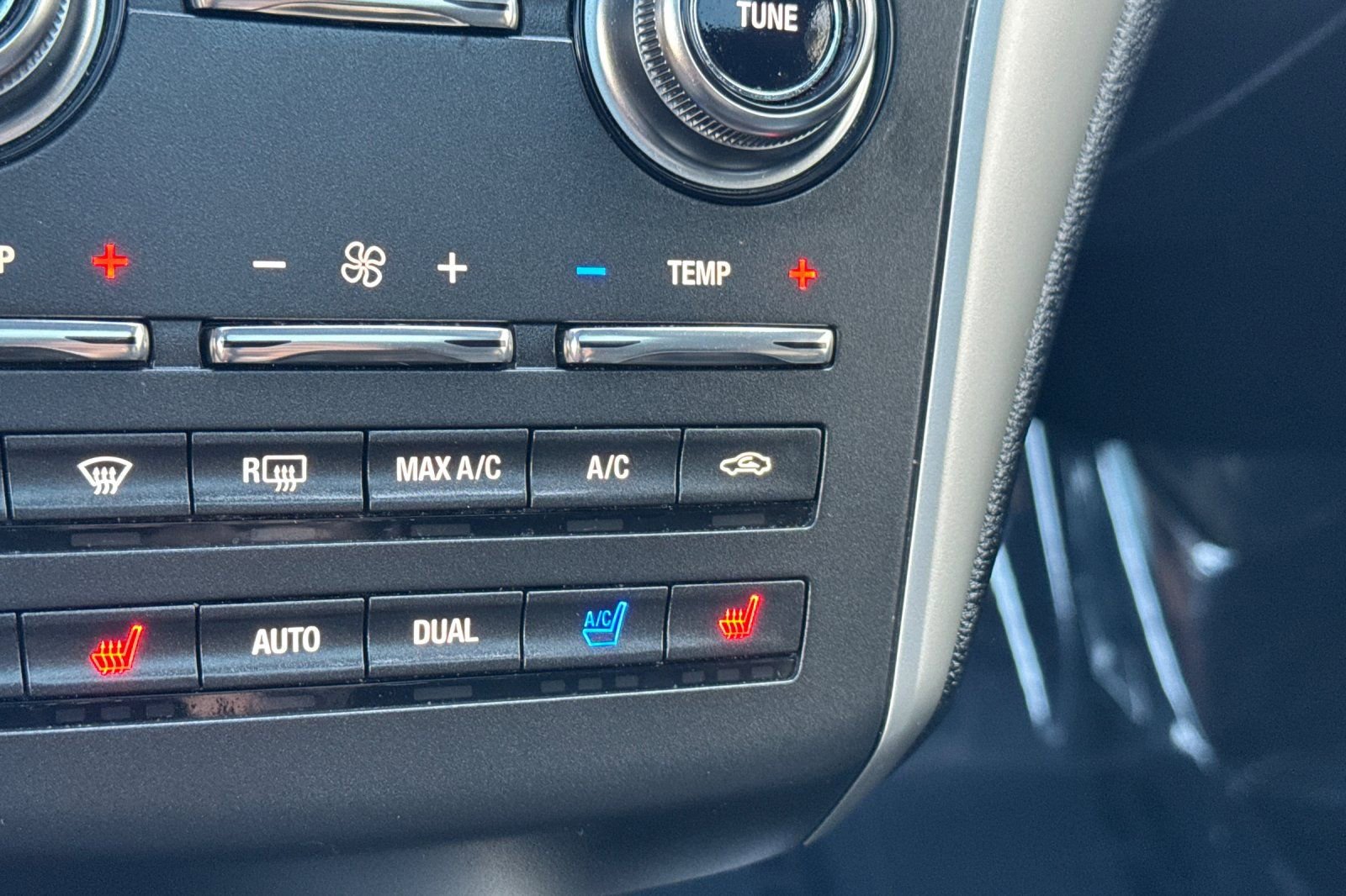 Used 2017 Lincoln MKC Reserve AWD/4WD image 30