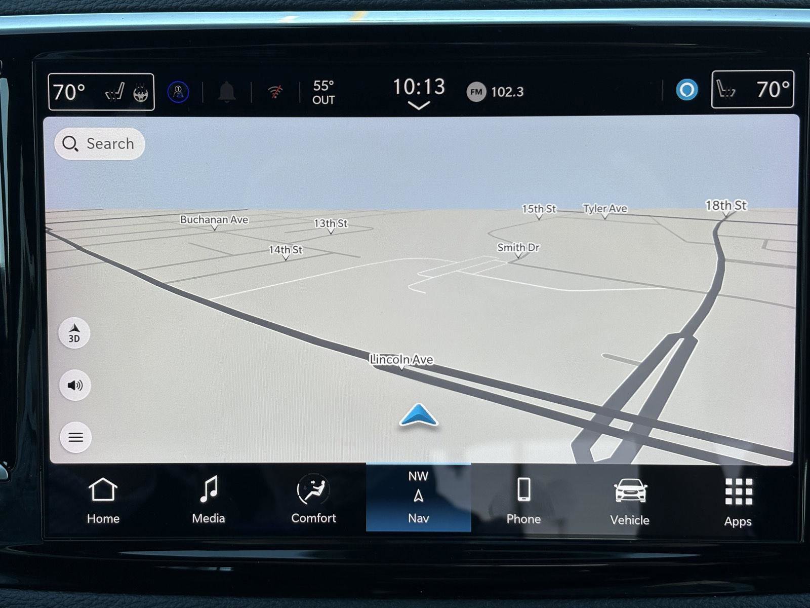 Used 2025 Chrysler Pacifica Limited image 9