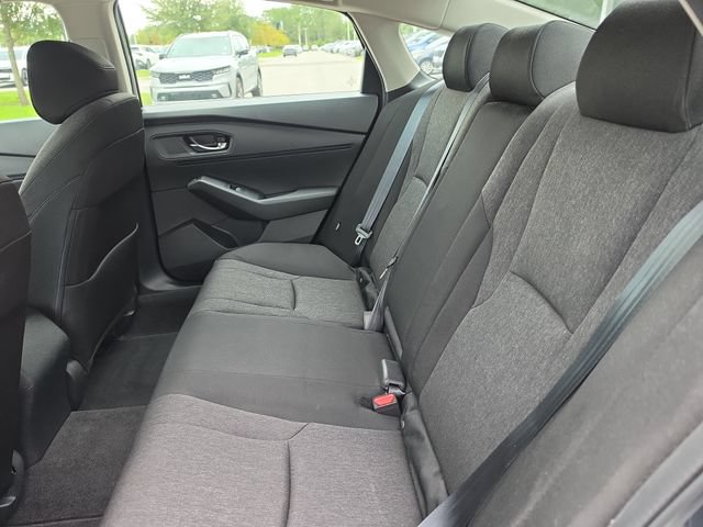 Used 2023 Honda Accord EX image 11