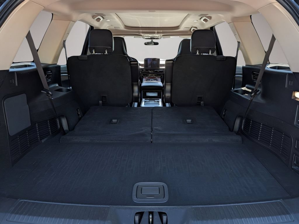 Used 2020 Lincoln Aviator Reserve w/ Equipment Group 202A AWD/4WD image 13