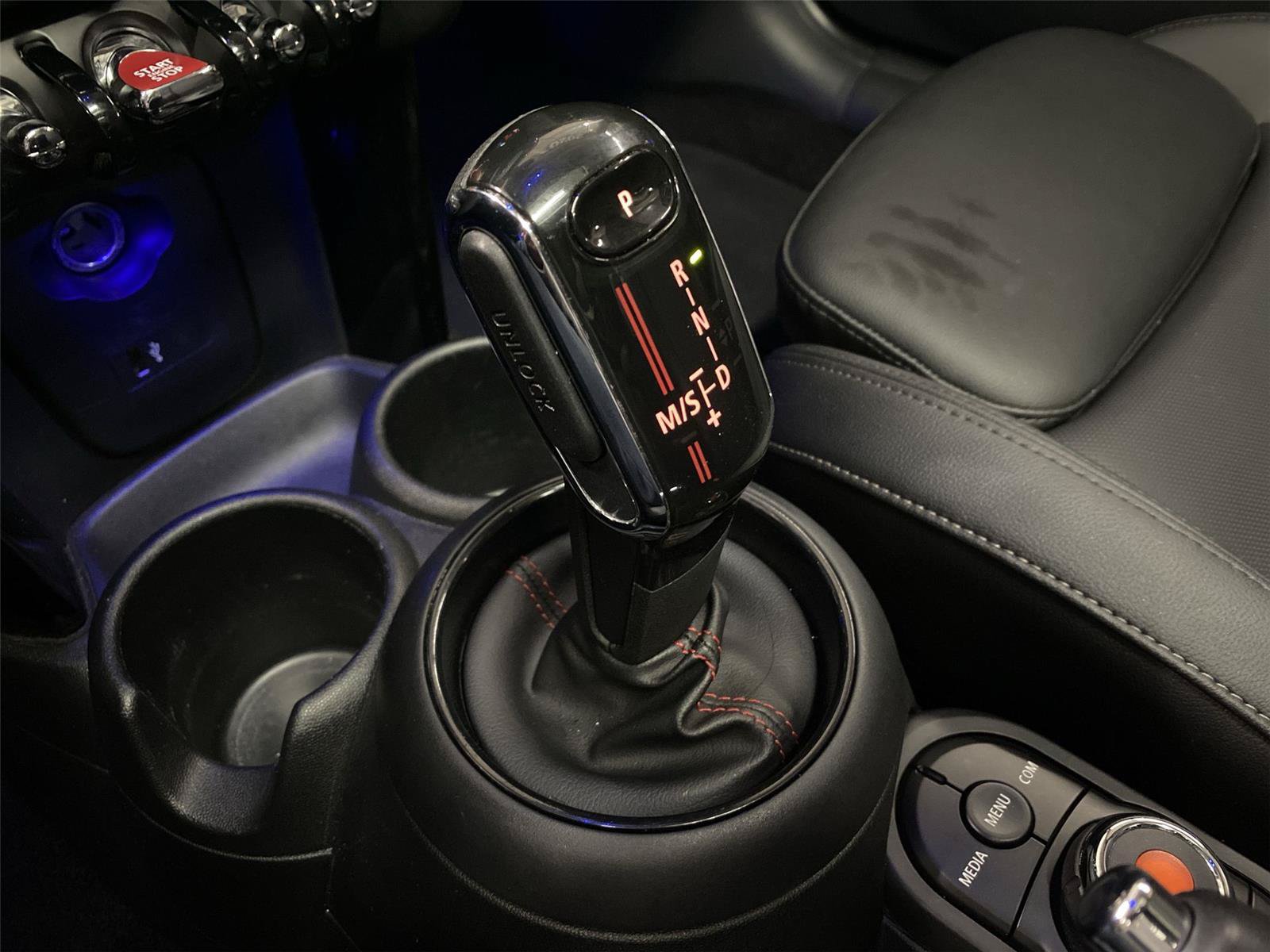 Used 2020 MINI Cooper S w/ Premium Package FWD image 25