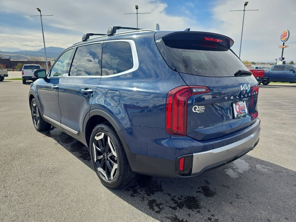 Used 2025 Kia Telluride S image 32