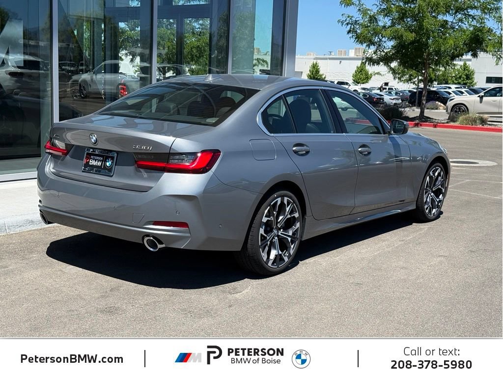 New 2026 BMW 330i xDrive Sedan w/ Premium Package AWD/4WD image 5