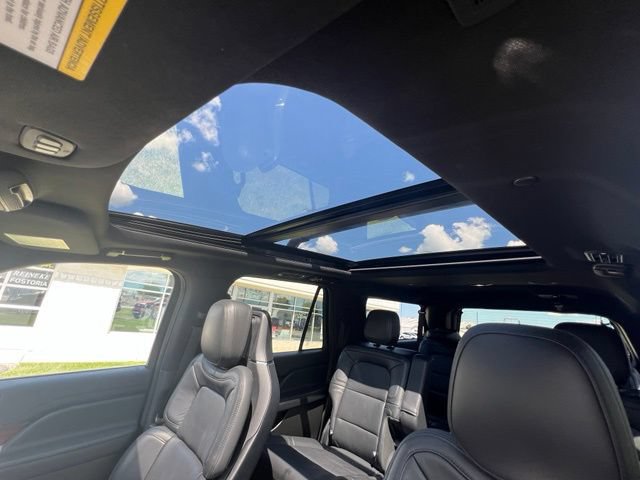 Used 2023 Lincoln Navigator L Reserve AWD/4WD image 22