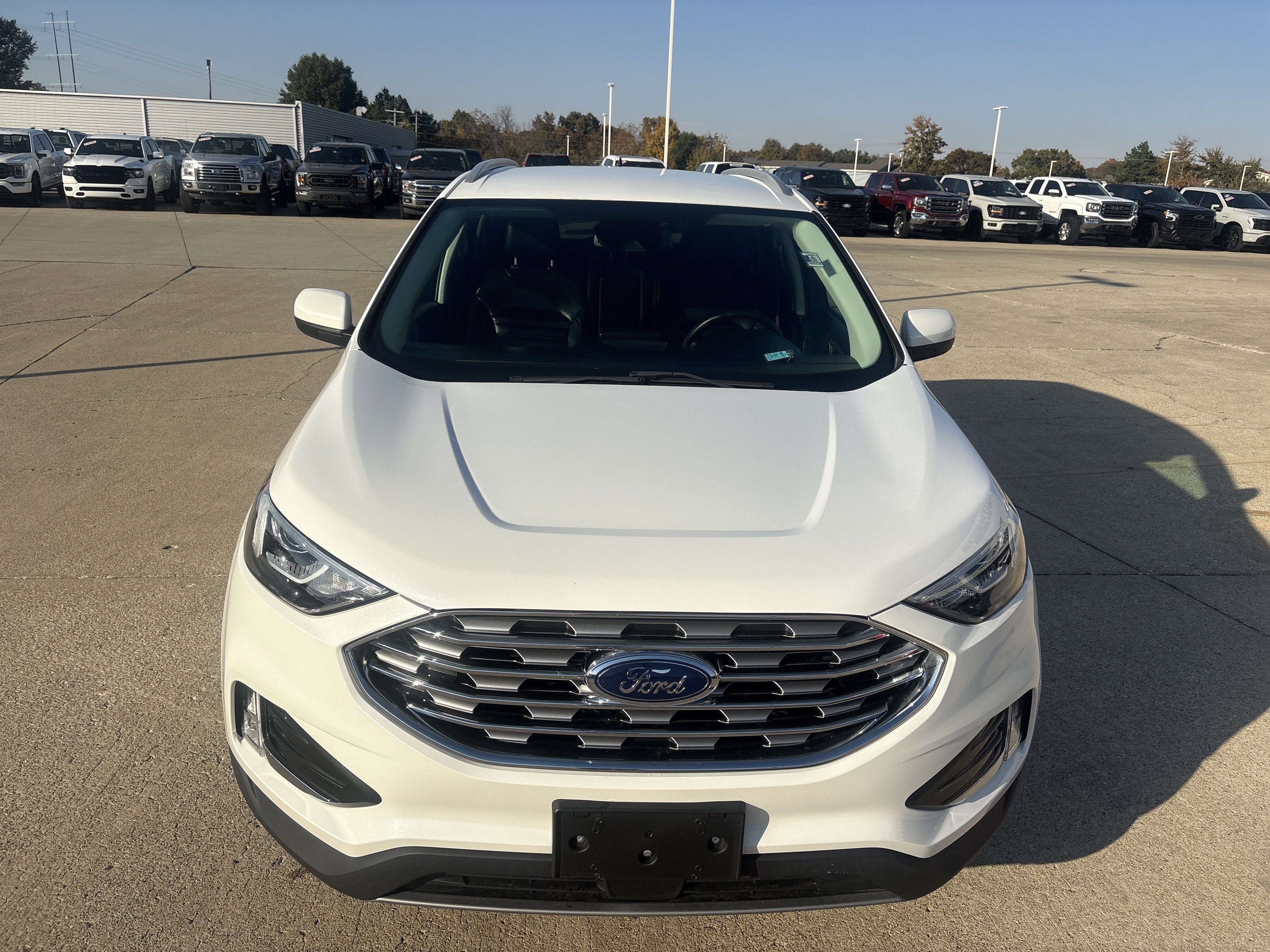 Used 2021 Ford Edge SEL w/ Convenience Package FWD image 2