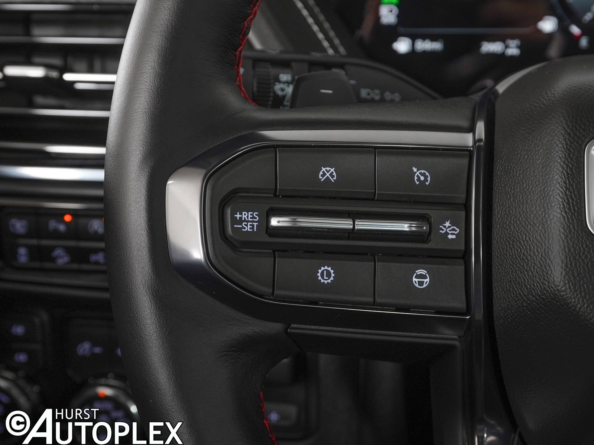 Used 2026 GMC Yukon AT4 Ultimate w/ LPO, Floor Liner Package AWD/4WD image 22