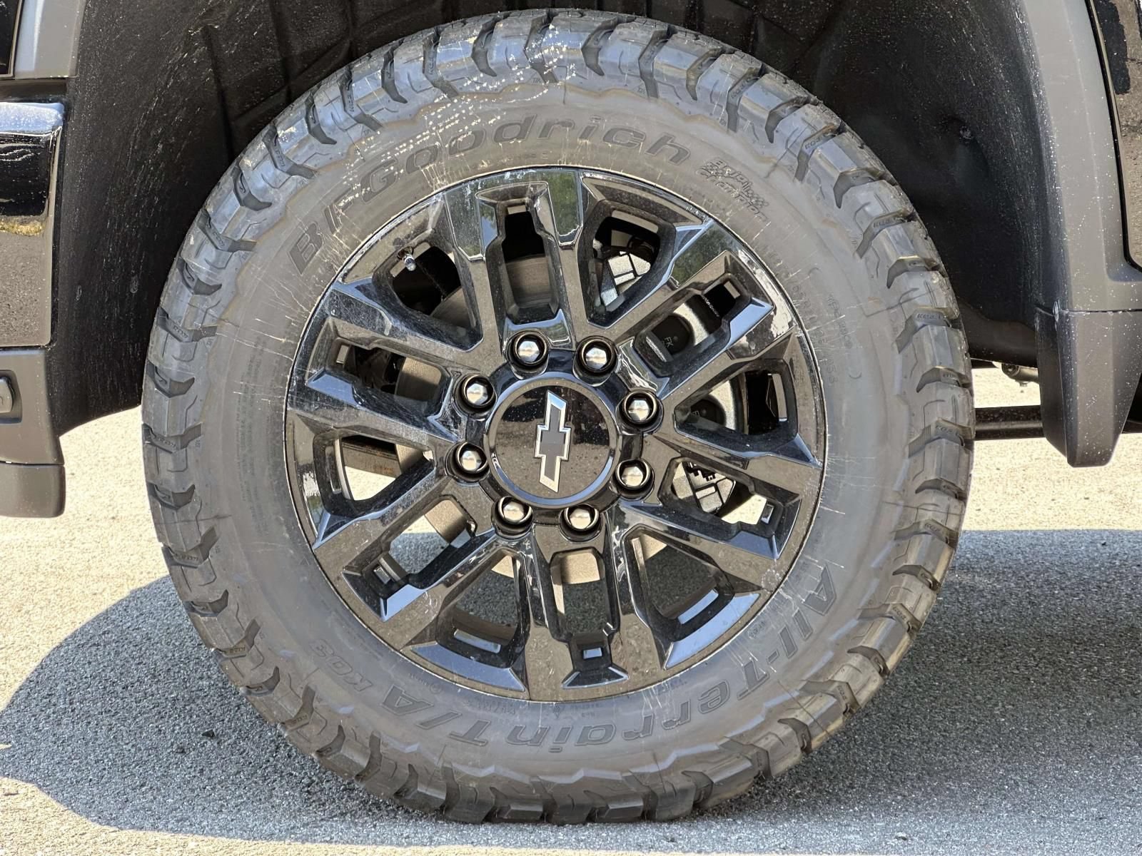 New 2026 Chevrolet Silverado 2500 High Country w/ High Country Premium Package AWD/4WD image 7