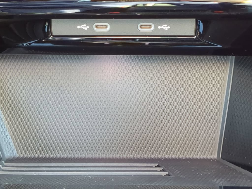 New 2026 Volkswagen GTI SE FWD image 24