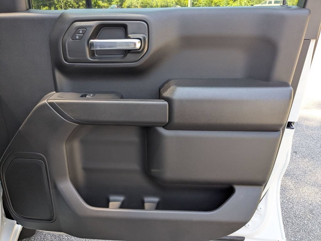 New 2026 Chevrolet Silverado 1500 Custom w/ Turbomax Blackout Package AWD/4WD image 28