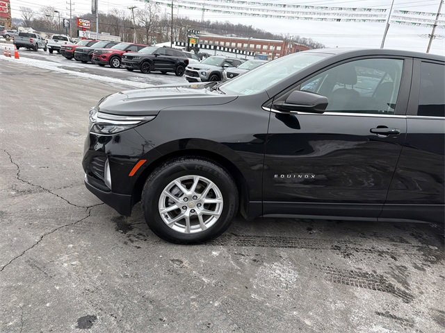 Used 2022 Chevrolet Equinox LT w/ Driver Convenience Package image 7