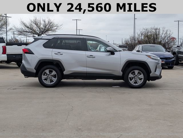 Used 2025 Toyota RAV4 XLE image 4