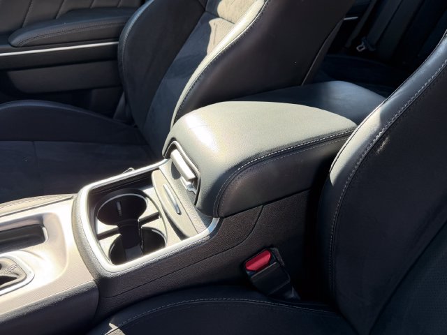 Used 2023 Dodge Charger R/T w/ Plus Group RWD image 28