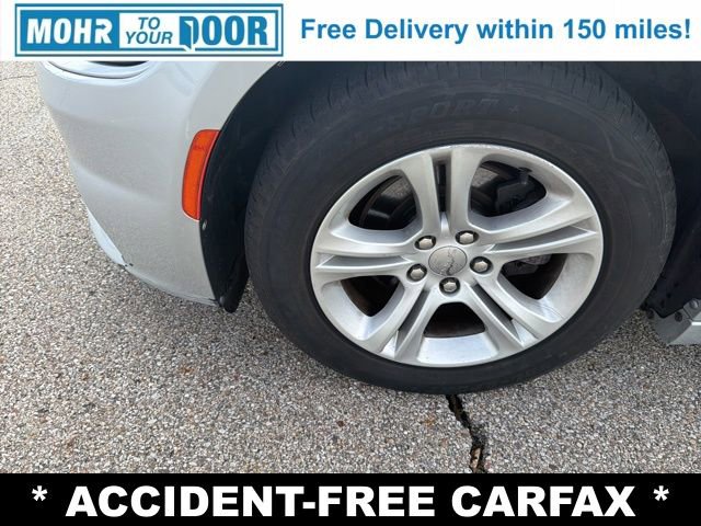 Used 2019 Dodge Charger SXT image 9