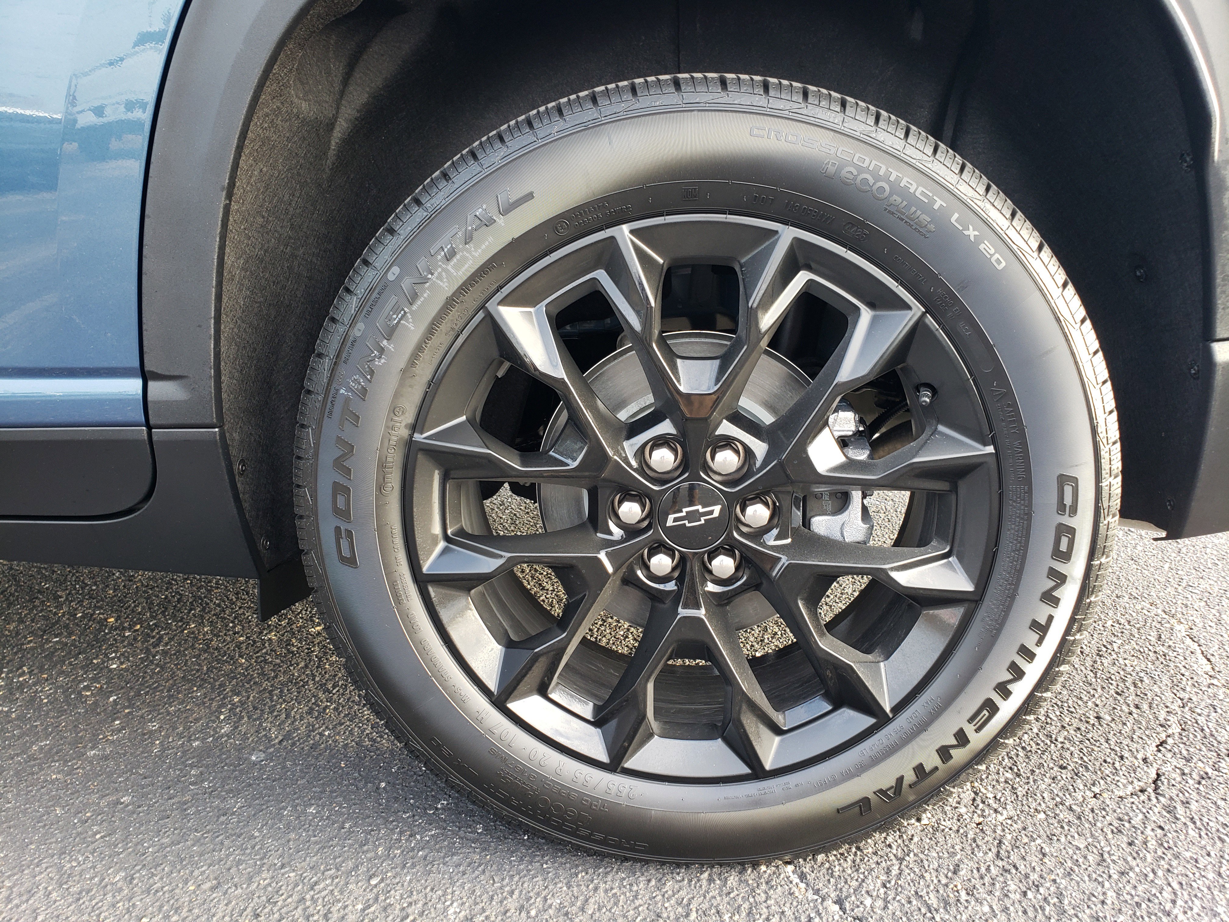 New 2026 Chevrolet Traverse LT w/ Midnight/Sport Edition image 13