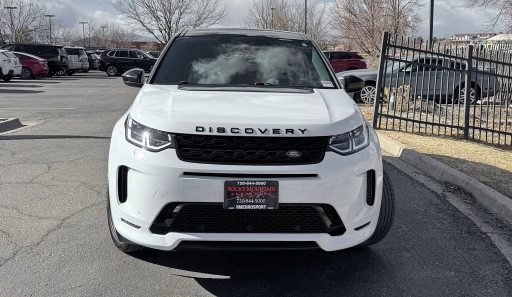 Used 2020 Land Rover Discovery Sport S R-Dynamic image 3