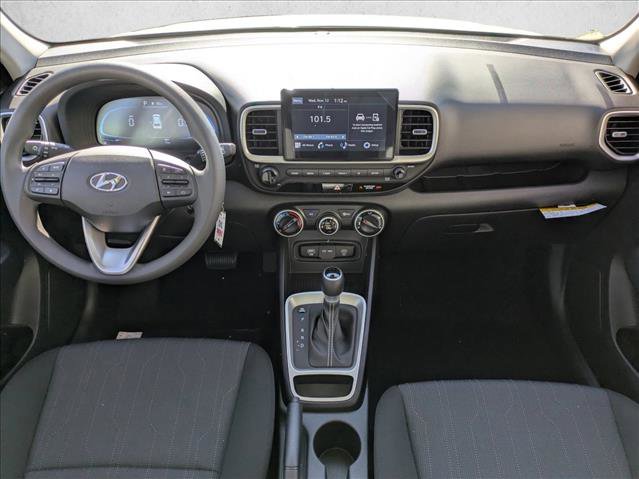 New 2026 Hyundai Venue SE image 18