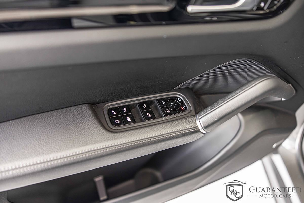 Used 2020 Porsche Cayenne E-Hybrid AWD/4WD image 35