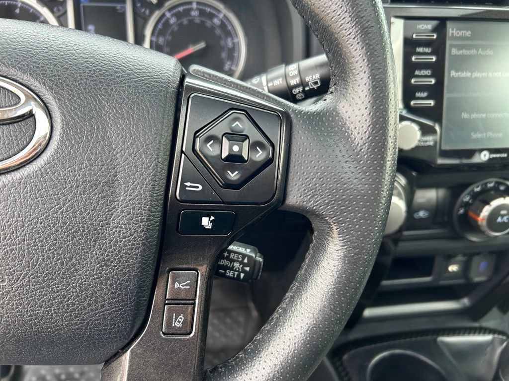 Used 2021 Toyota 4Runner Venture w/ Moonroof Package AWD/4WD image 25
