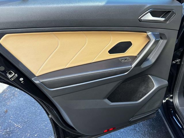 Certified 2023 Volkswagen Tiguan SE w/ Panoramic Sunroof Package image 12