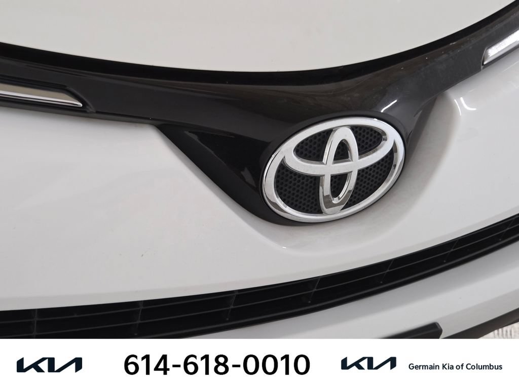 Used 2016 Toyota RAV4 LE FWD image 14