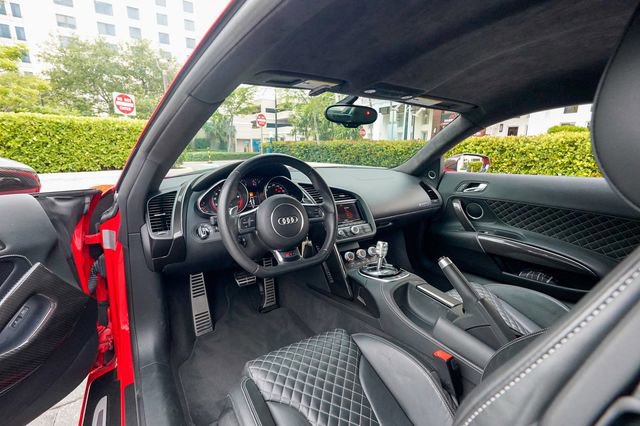 Used 2014 Audi R8 V10 plus AWD/4WD image 3
