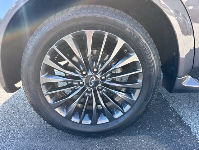 Used 2023 INFINITI QX80 Sensory w/ Cargo Package AWD/4WD image 9