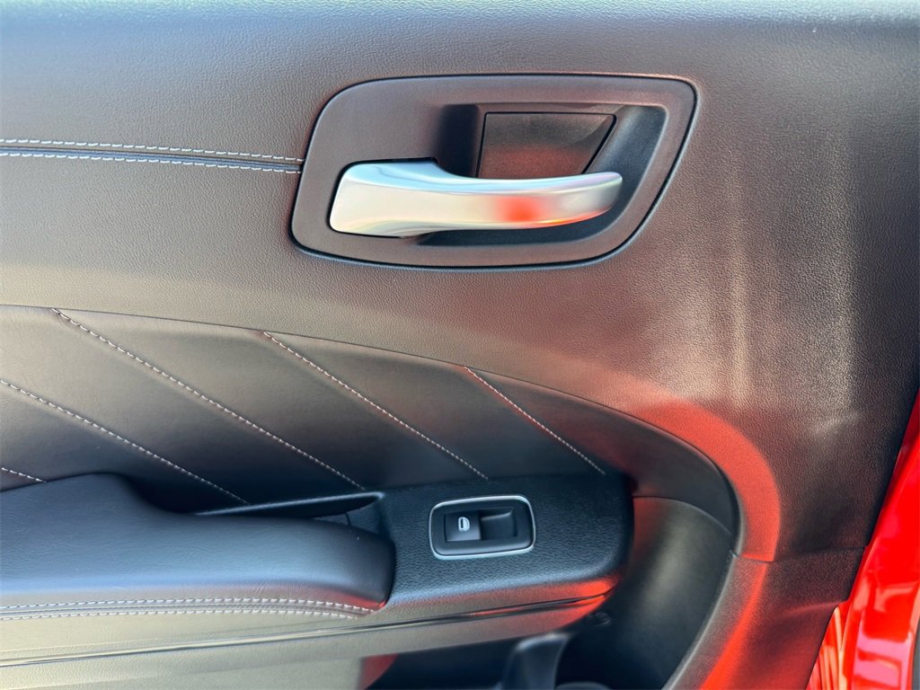 Used 2022 Dodge Charger Scat Pack w/ Daytona Edition Group image 18