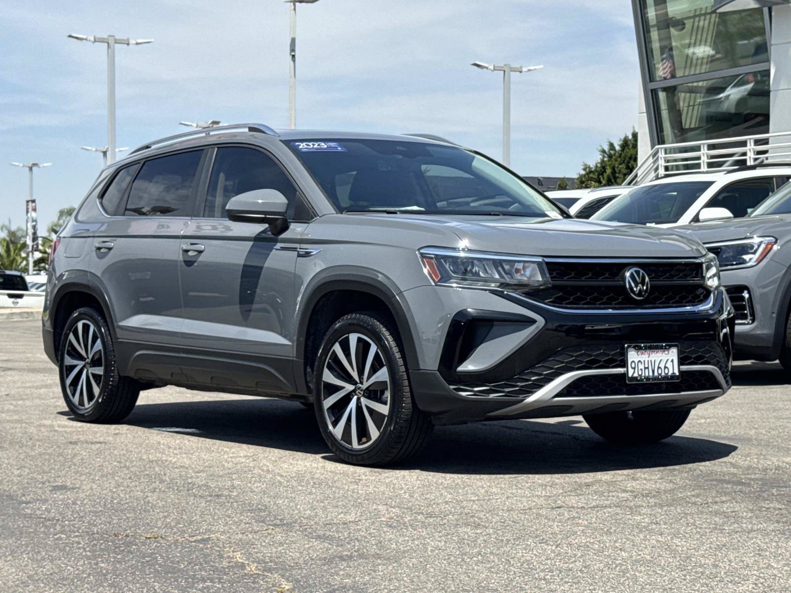 Certified 2023 Volkswagen Taos SE w/ Panoramic Sunroof Package AWD/4WD image 7