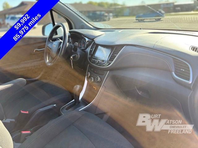 Used 2017 Chevrolet Trax LS FWD image 19