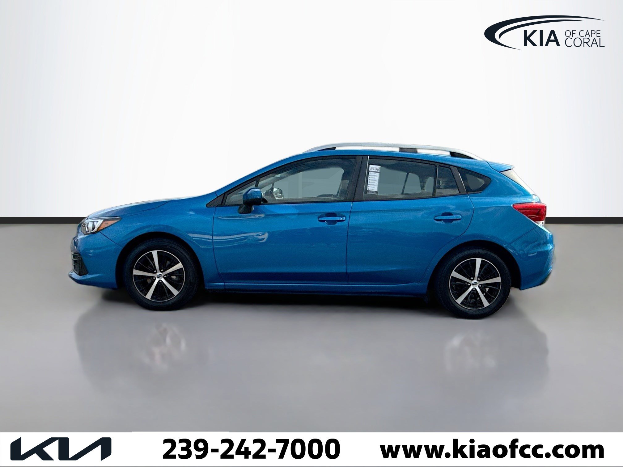 Used 2023 Subaru Impreza Premium image 2