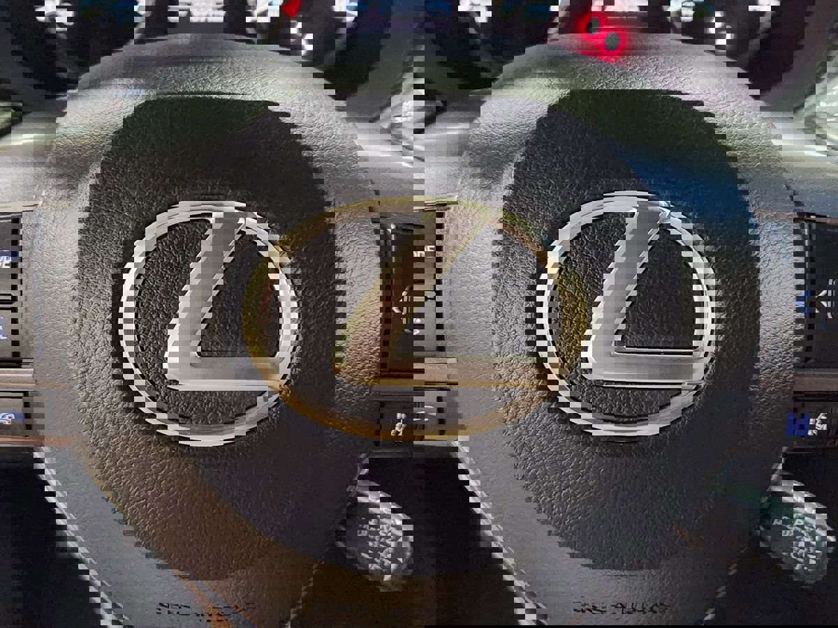 Used 2023 Lexus GX 460 image 48