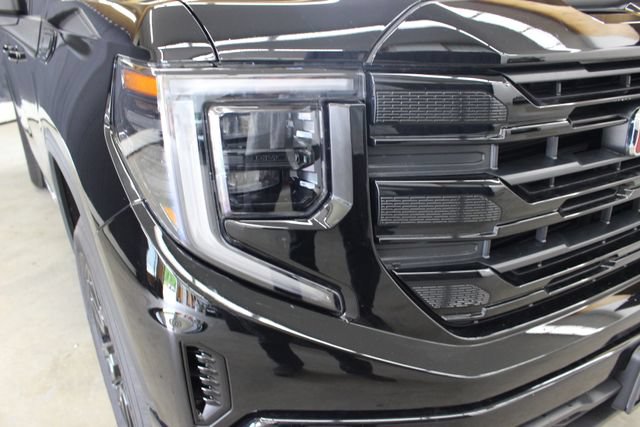 Used 2024 GMC Sierra 1500 Elevation AWD/4WD image 4